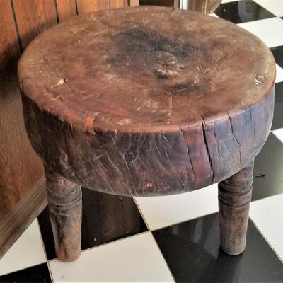Lot #147  Fantastic Early Primitive Poultry/Vegetable Prep Table - Solid wood