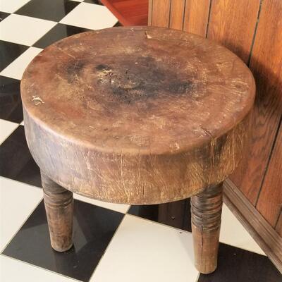 Lot #147  Fantastic Early Primitive Poultry/Vegetable Prep Table - Solid wood