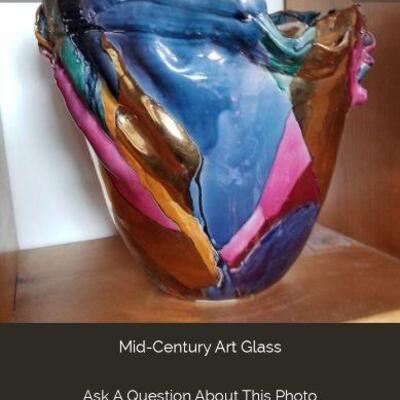 Art Modernist Glass Vase 