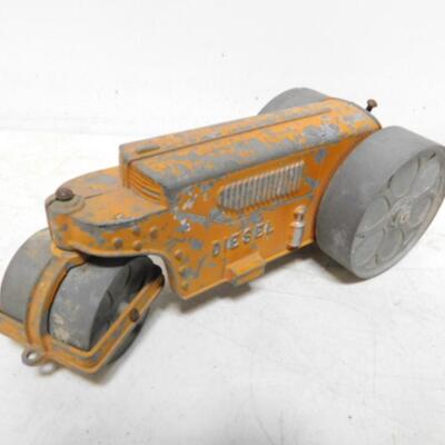 Vintage Hubley Cast Diesel Steam Roller