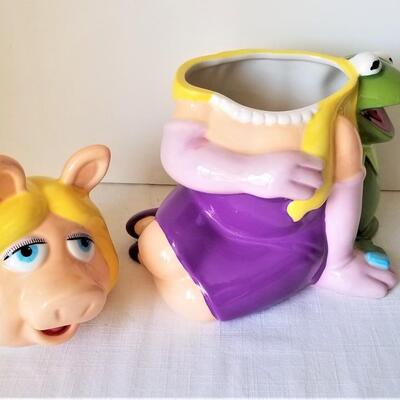 Lot #179  New, never used Miss Piggy/Kermit Cookie Jar