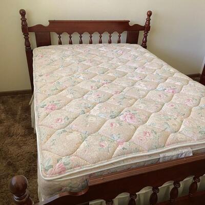 Solid Wood Spindle Queen or Double Bed & Sealy Full Mattress