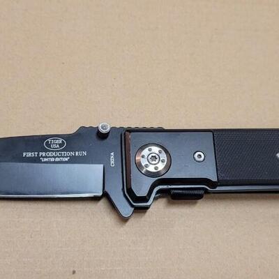 Lot 176: TIGER USA Flip Knife (â˜†â˜† Caution - Fast Swing Action Similar to Switchblade)