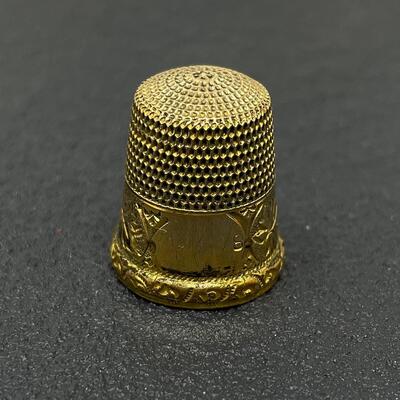 ANTIQUE SIMONS BROTHERS GOLD-FILLED THIMBLE