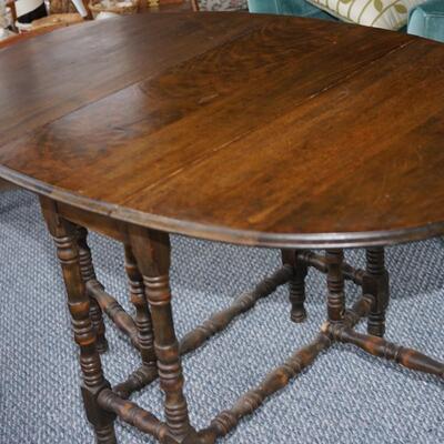VINTAGE 1920'S GATELEG TABLE OF WALNUT AND ASH WITH DRAWER