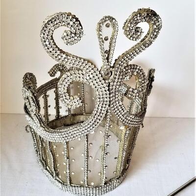 Lot #223  Vintage Mardi Gras King's crown with Sceptre