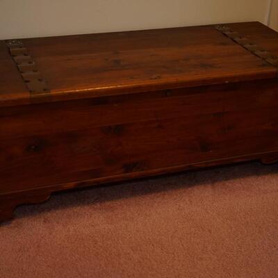 NATURAL WOOD CEDAR CHEST WITH COPPER STRAPPING