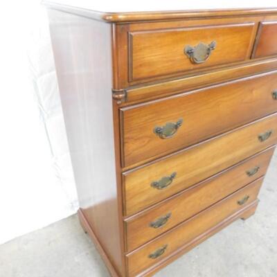 Vintage Solid Wood Cherry 2 Over 4 Chest of Drawers