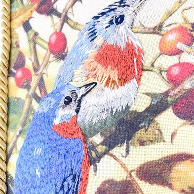 HANDMADE EMBROIDERED BIRD WALL DECOR