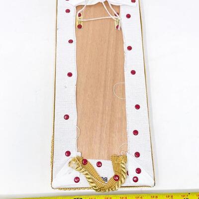 HANDMADE EMBROIDERED BIRD WALL DECOR