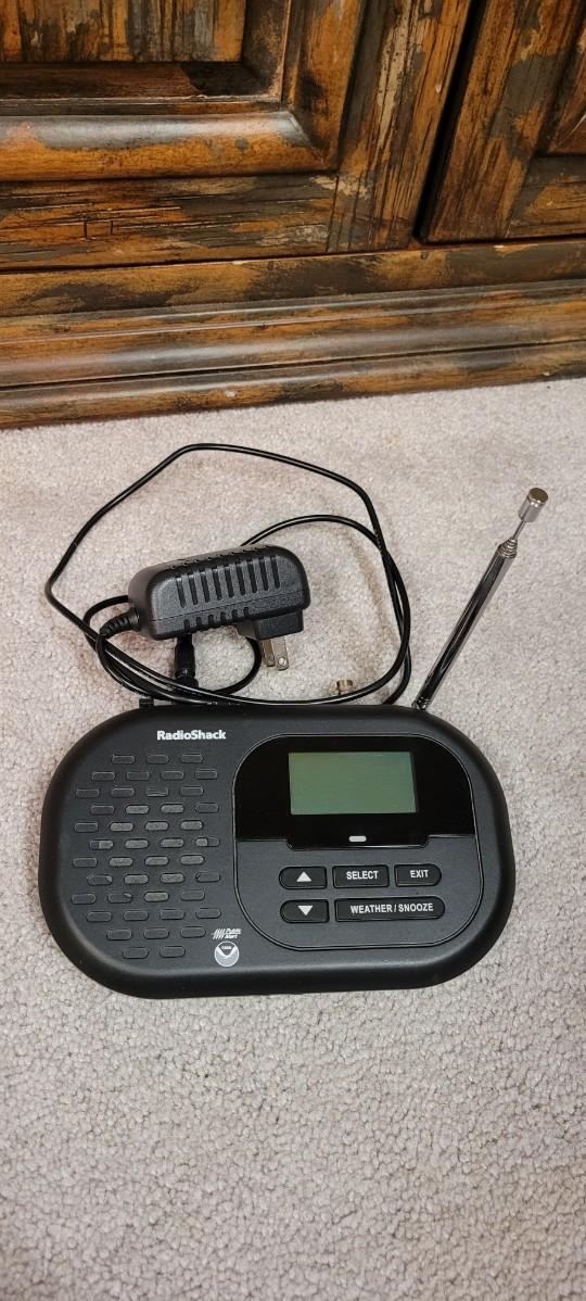 Lot 249 NOAA Radio Shack Weather Radio w/ Alarm Clock