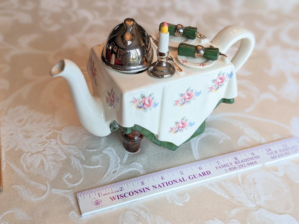 1994 Tony Carter England, Adorable Teapot