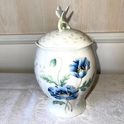 LOT 13  LENOX BUTTERFLY MEADOW PORCELAIN COVERED JAR ARTIST LOUIS LE LUYER 9