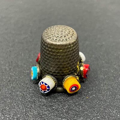 VINTAGE MILLEFIORI ITALIAN THIMBLE