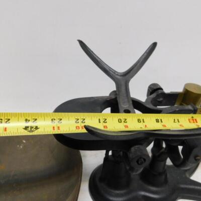 Antique Brass Lever Arm General Store Scale with Pan