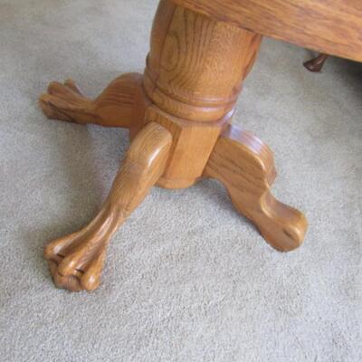 Paw Foot Solid Wood Accent/Coffee Table