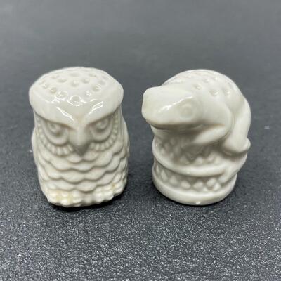 THIMBLE BUNDLE #30 - CERAMIC OWL & FROG