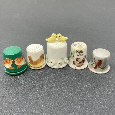 THIMBLE BUNDLE #36 - LITTLE BIRDS (ONE SIGNED ANN ARMENTOR)
