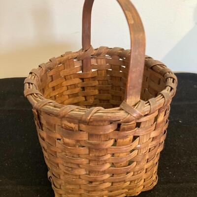 Vintage Egg Basket ... Round Gathering/Market Basket ... Woven Splint Wood with Bentwood Handle Primitive 7â€w x 9â€h