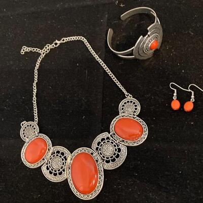 Silver Jewelry Set with Necklace, Bracelet and Earrings