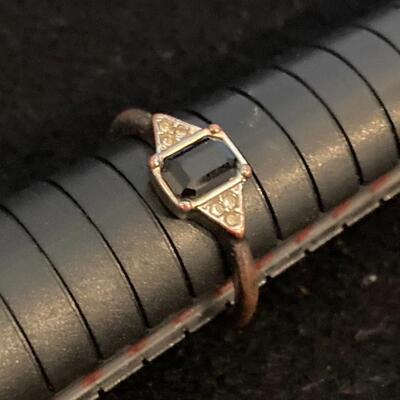 Vintage Ring Size 7.5 Untested