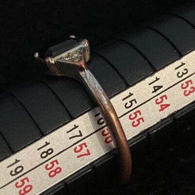 Vintage Ring Size 7.5 Untested