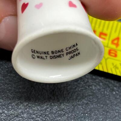 MINNIE MOUSE W/ HEARTS THIMBLE