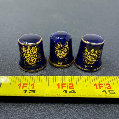 THIMBLE BUNDLE #46 - PAPEL BLUE & GOLD FLOWERS