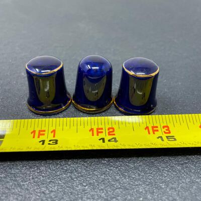 THIMBLE BUNDLE #46 - PAPEL BLUE & GOLD FLOWERS