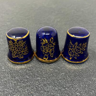 THIMBLE BUNDLE #46 - PAPEL BLUE & GOLD FLOWERS