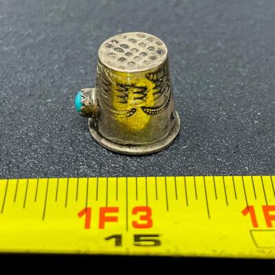 NAVAJO THIMBLE W/ TURQUOISE STONE