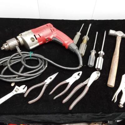 LOT 45W  MILWAUKEE MAGNUM DRILL AND HAND TOOLS