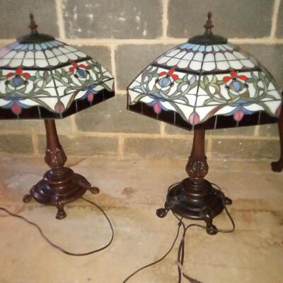 2 Tiffany Lamps
