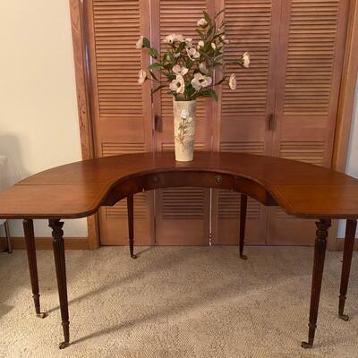 Beautiful antique mahogany half-round desk with drawer