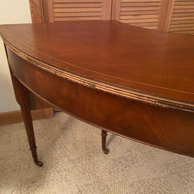 Beautiful antique mahogany half-round desk with drawer