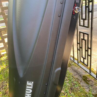 Thule cargo luggage carrier