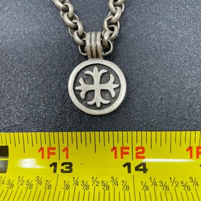 SILVER-TONED CHAIN NECKLACE W/ CROSS PENDANT