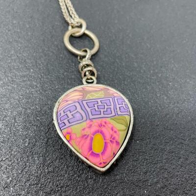JILZARA NECKLACE W/ COLORFUL PENDANT