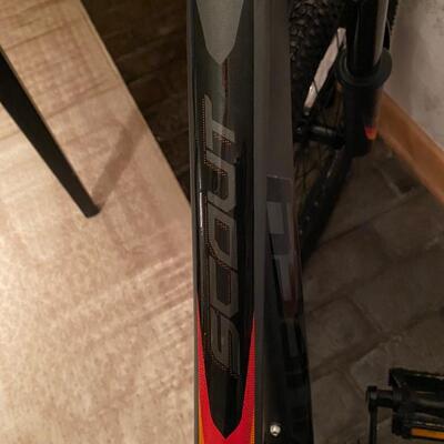 Huffy Scout 24â€ mountain pro bike 21 speed