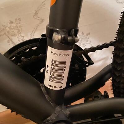 Huffy Scout 24â€ mountain pro bike 21 speed