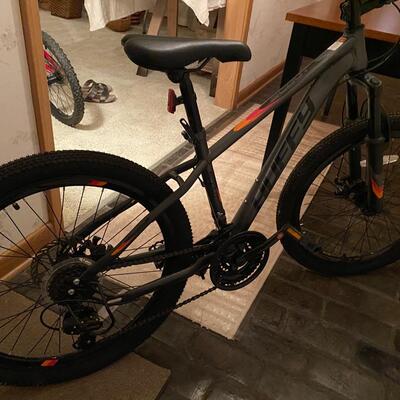 Huffy Scout 24â€ mountain pro bike 21 speed