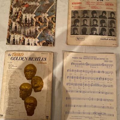 Lot of 4 vintage Beatlesâ€™ music books