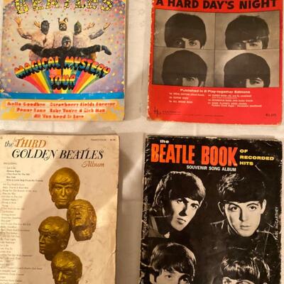 Lot of 4 vintage Beatlesâ€™ music books