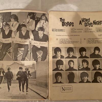 Lot of 4 vintage Beatlesâ€™ music books