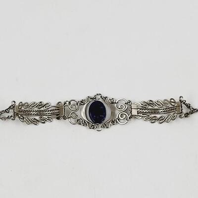 BEAUTIFUL SILVER TONED ORNATE BRACLET