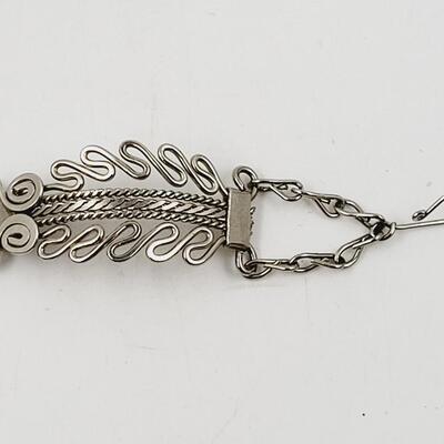 BEAUTIFUL SILVER TONED ORNATE BRACLET