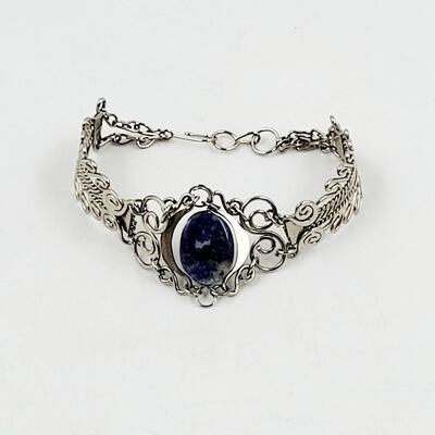 BEAUTIFUL SILVER TONED ORNATE BRACLET