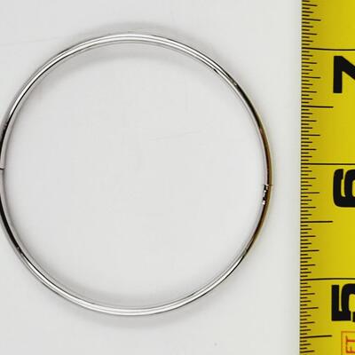 VINTAGE SILVER TONED ETCHED ARROW SLIDER BRACELET