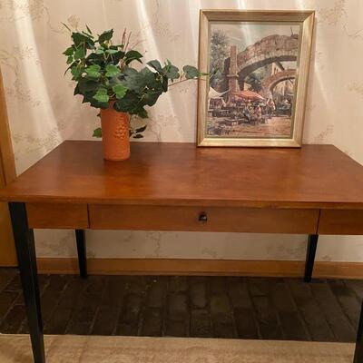 Wood and laminate computer desk