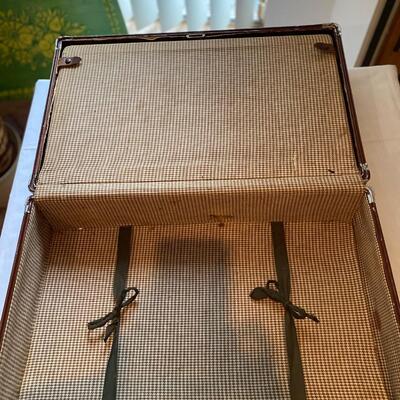 Vintage Samsonite suitcase, reptile w/leather trim - SEE DETAILS